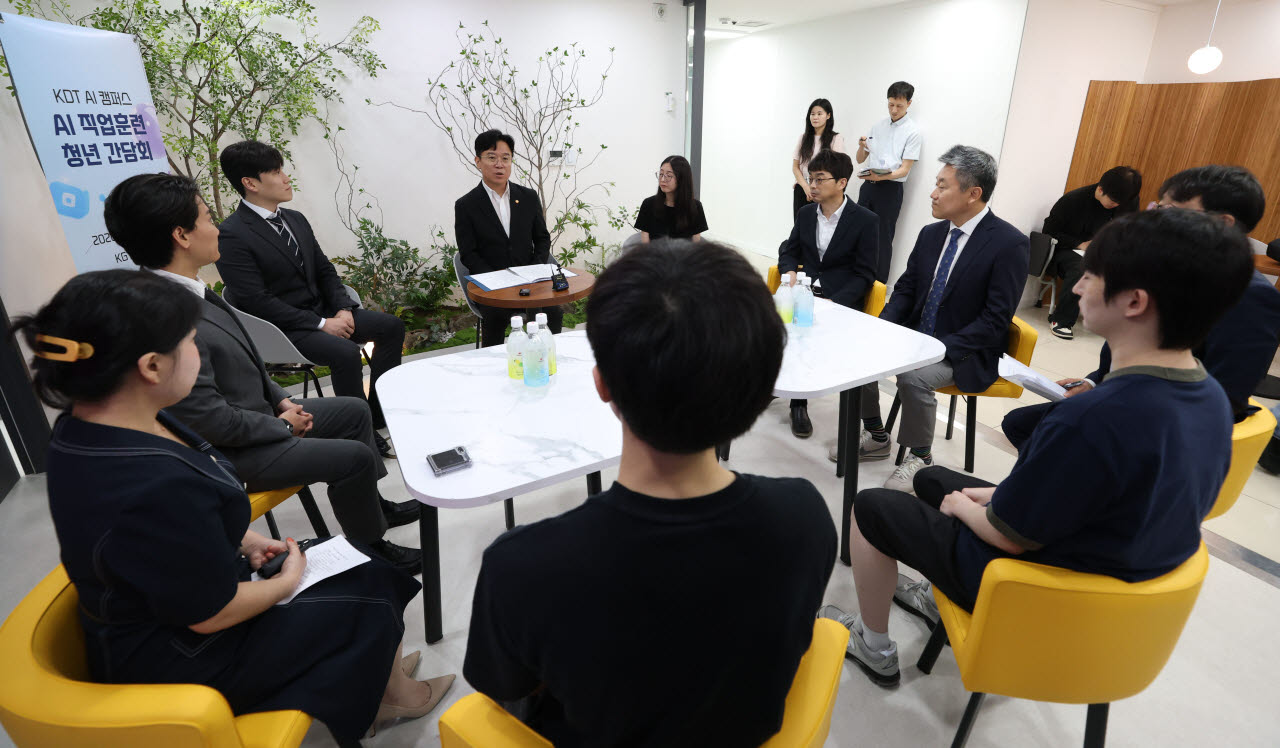 [포토]KDT AI 캠퍼스 참여기업 현장 간담회