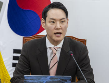 민주, 오늘 형소법 개정안 발의…"보완수사권 폐지 방침 유지"