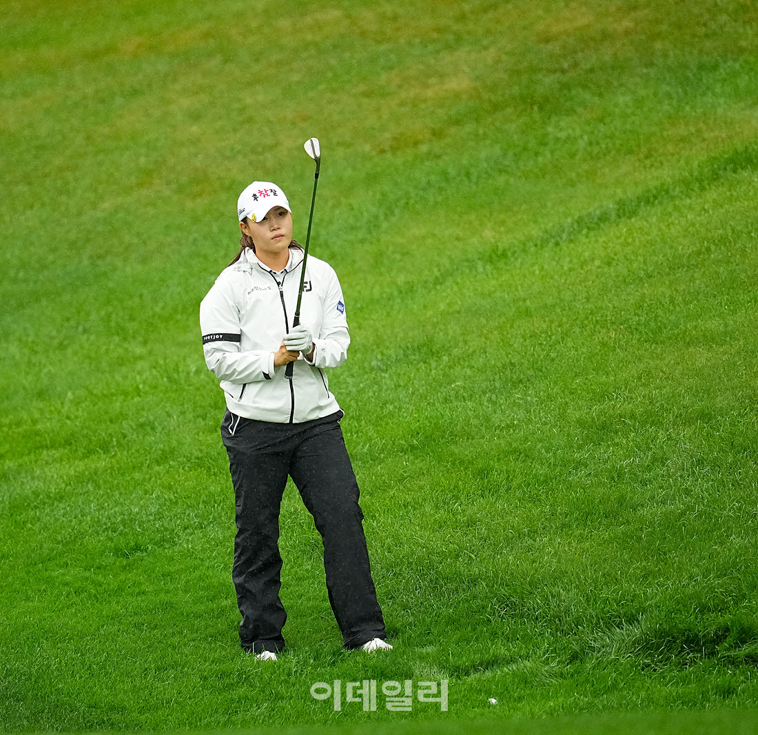 [포토]고은혜,신중히 핀을 본다