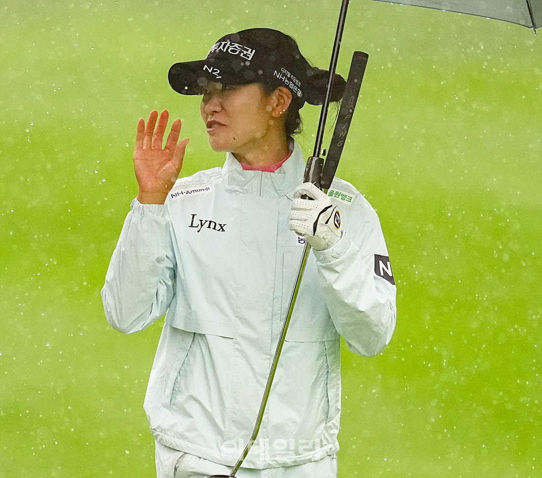 [포토]박민지,미소와 함께 이동해요