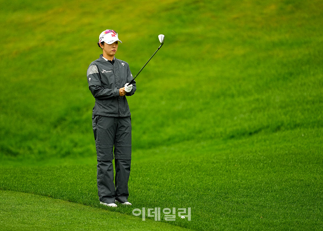[포토]김재희,비오는 날 집중한다