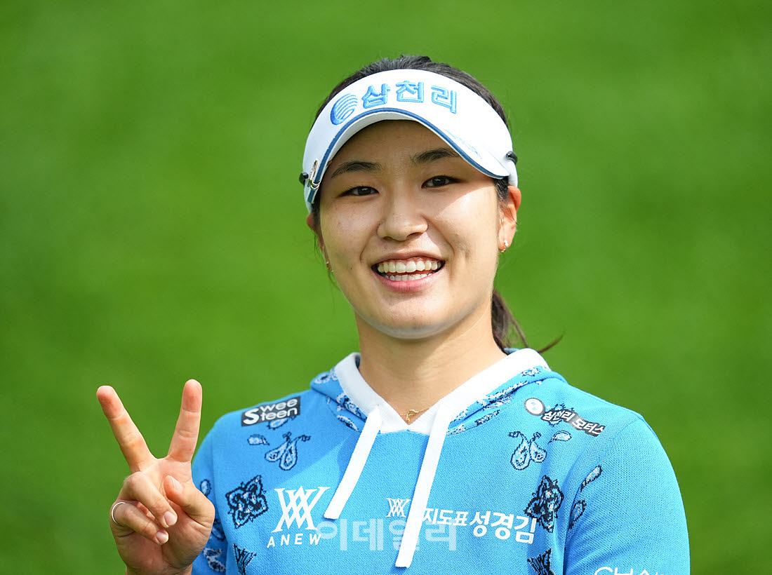[포토]최가빈,무빙데이 승리의 브이