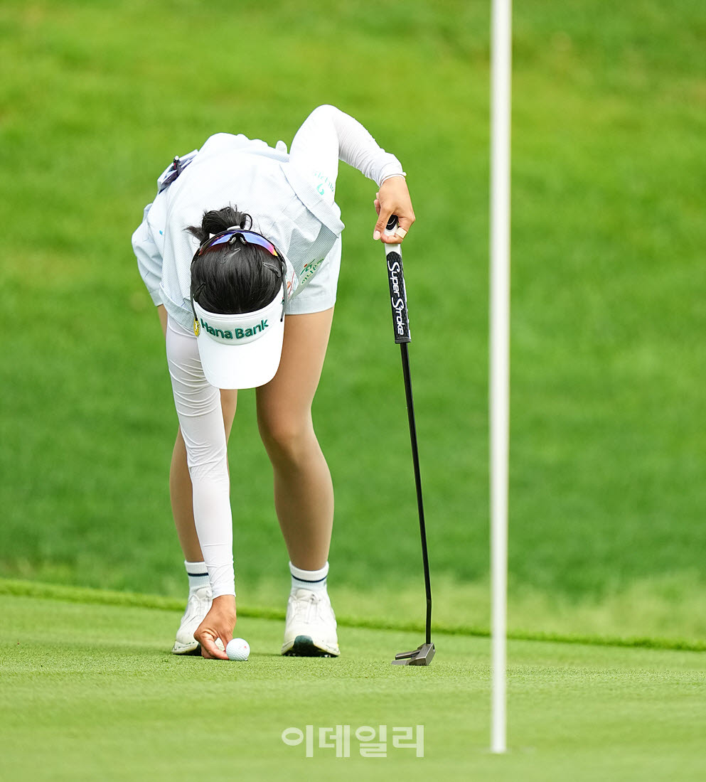 [포토]짜라위 분짠,볼 마크해요