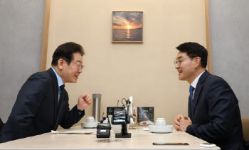 박용진 "李 미프진 도입 검토, 국민 건강권 위한 첫걸음"