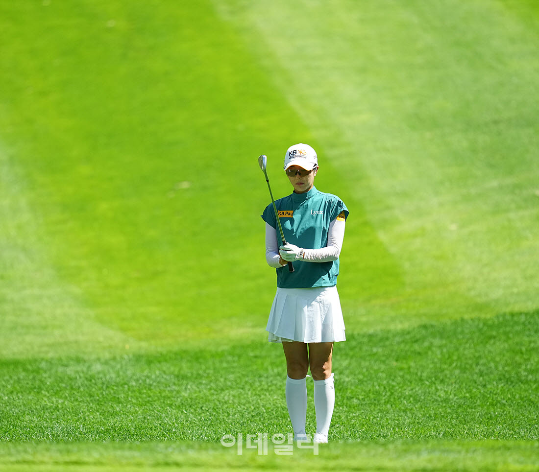 [포토]안송이,노련하게 핀을 노린다