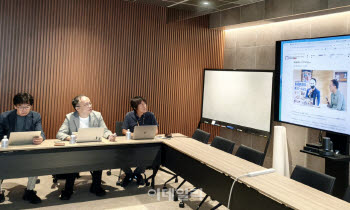 ‘日 만화공룡’ 가도카와 “K웹툰 손잡고 1위 도전”