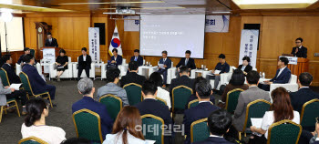 “부동산 실현이익 없는 고령층, 보유세 과세 미뤄달라…오피스텔 중과 말아야”