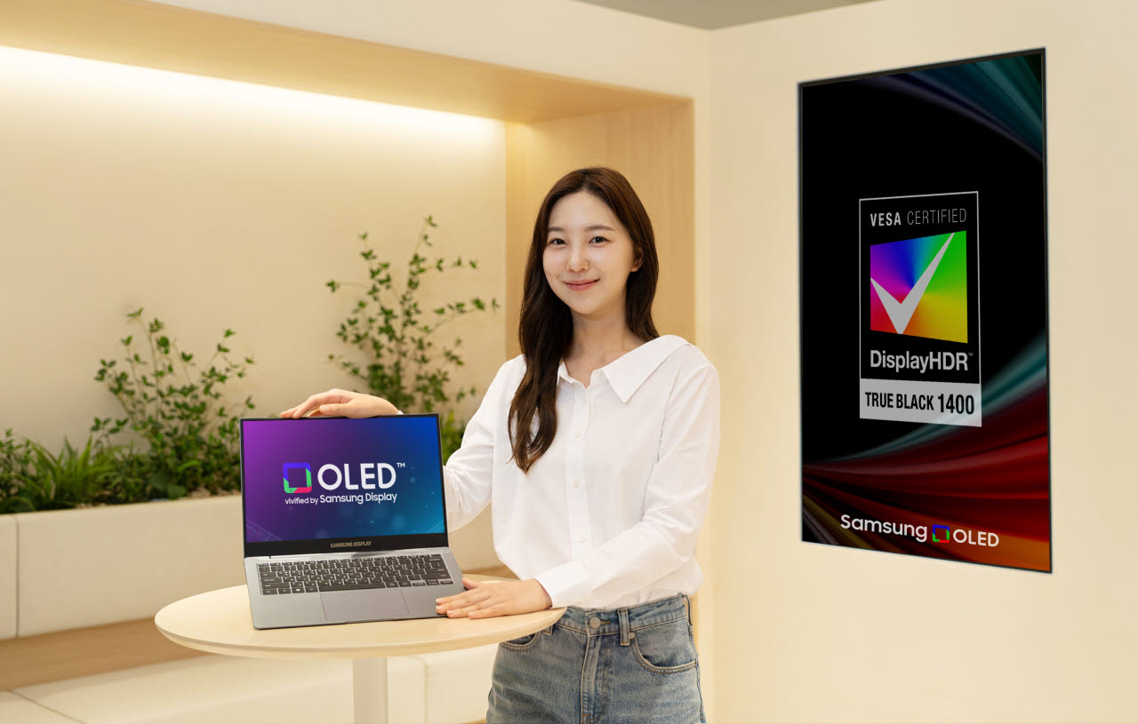 삼성D, 노트북 OLED 밝기 기준 높인다…'트루블랙 1400' 본격 공급