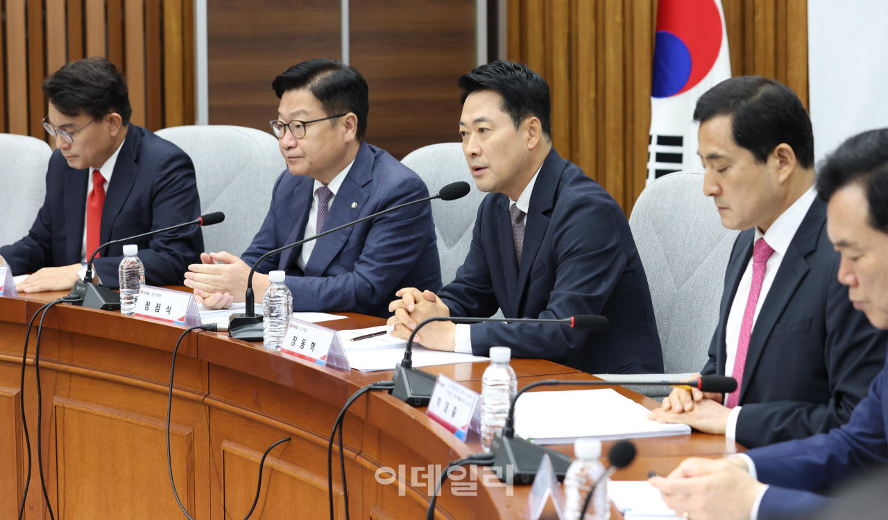 [포토]연석회의, '모두발언하는 장동혁 대표'