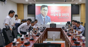 '장동혁 사퇴' 대신 자리잡은 '정당개혁론'…오세훈·윤상현 이어 소장파까지