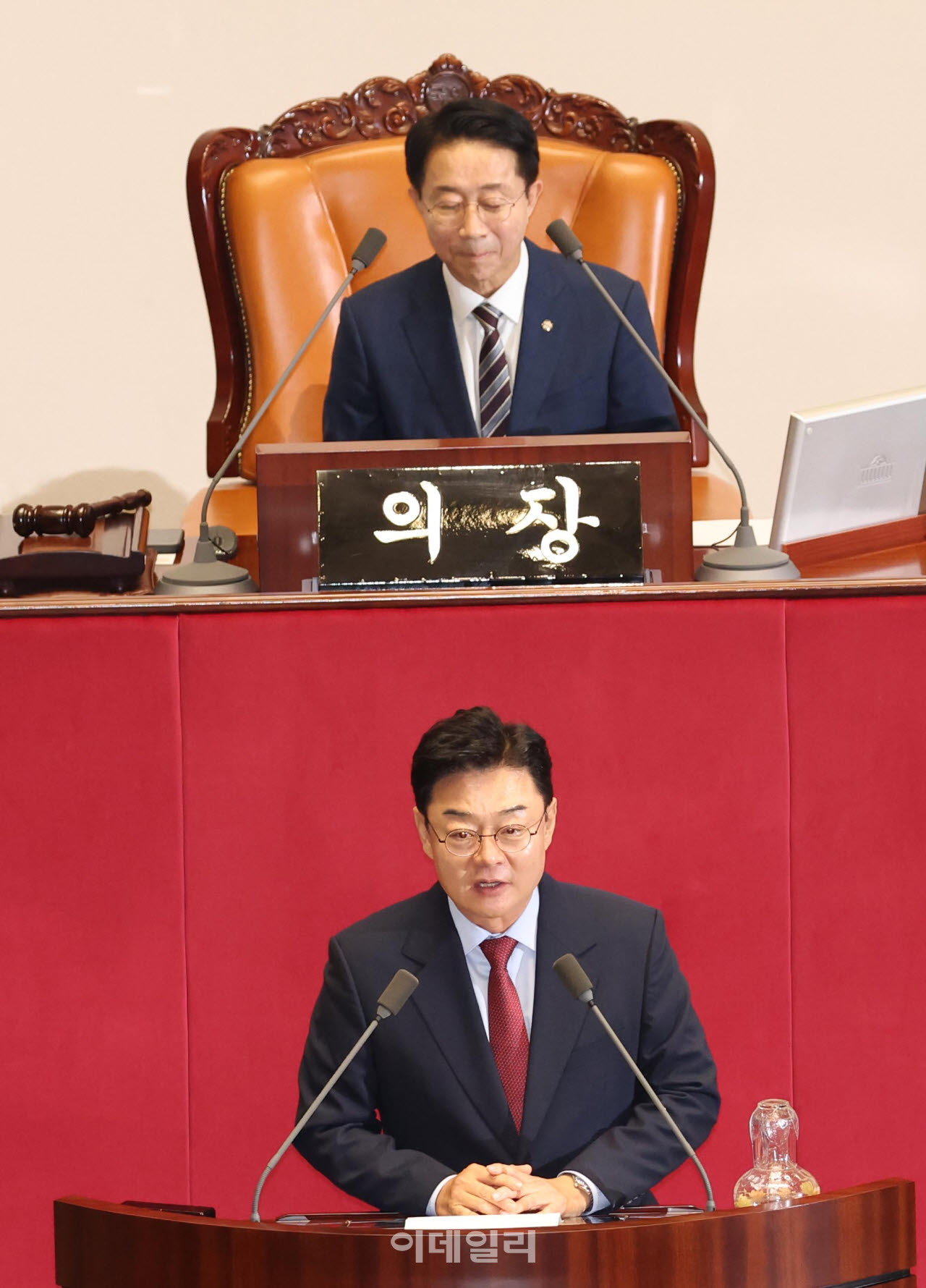 [포토]김성원 산업통상자원중소벤처기업위원장, '당선 인사'