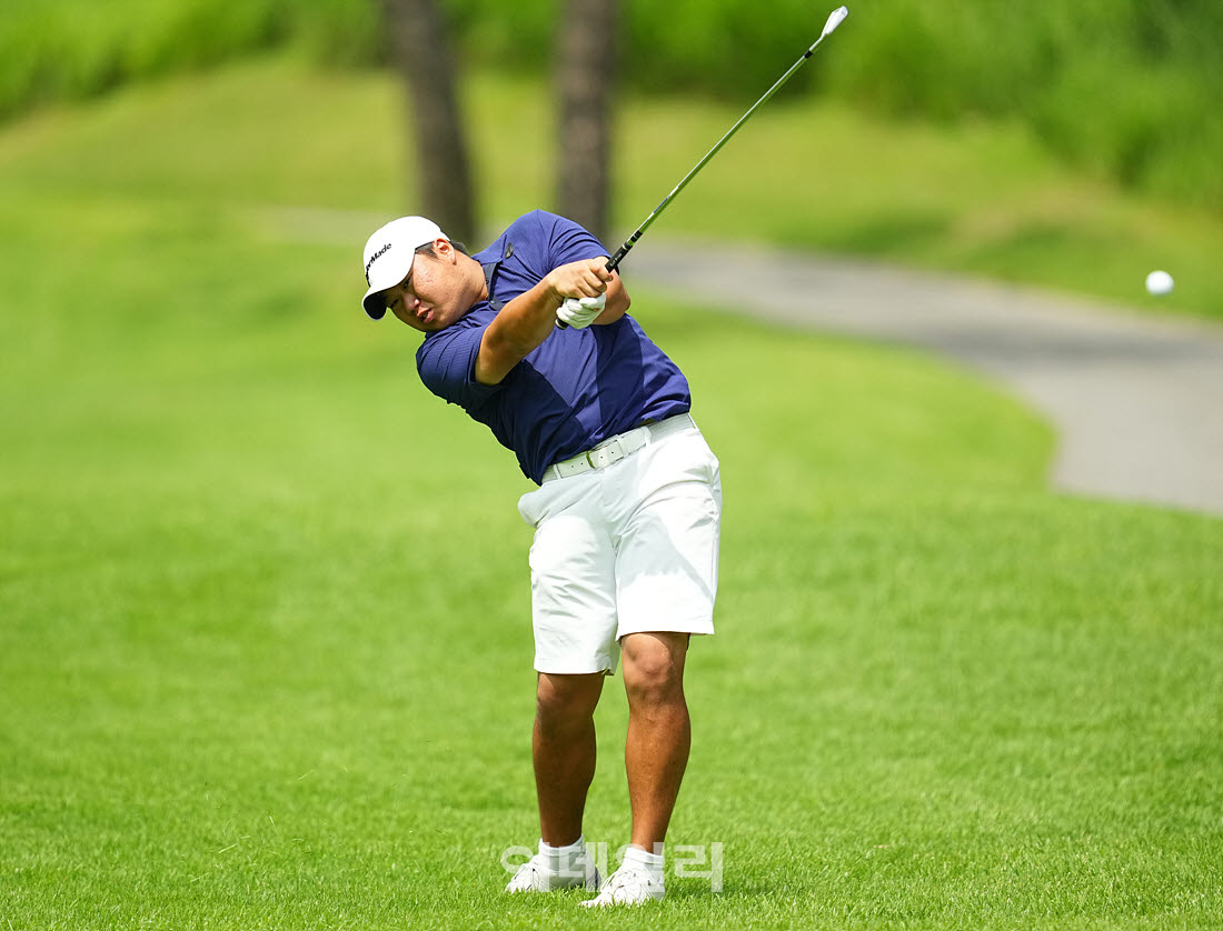 [포토]이승민,그린 향한 파워 팔로스로우