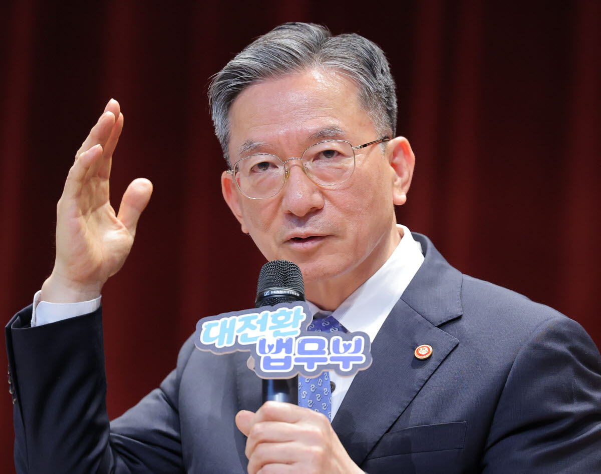 정성호 법무장관 "사퇴 의지 오래전부터 참모 통해 전달"