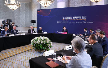 李대통령 “한미, 스타트업동맹으로 협력 지평 넓혀야”