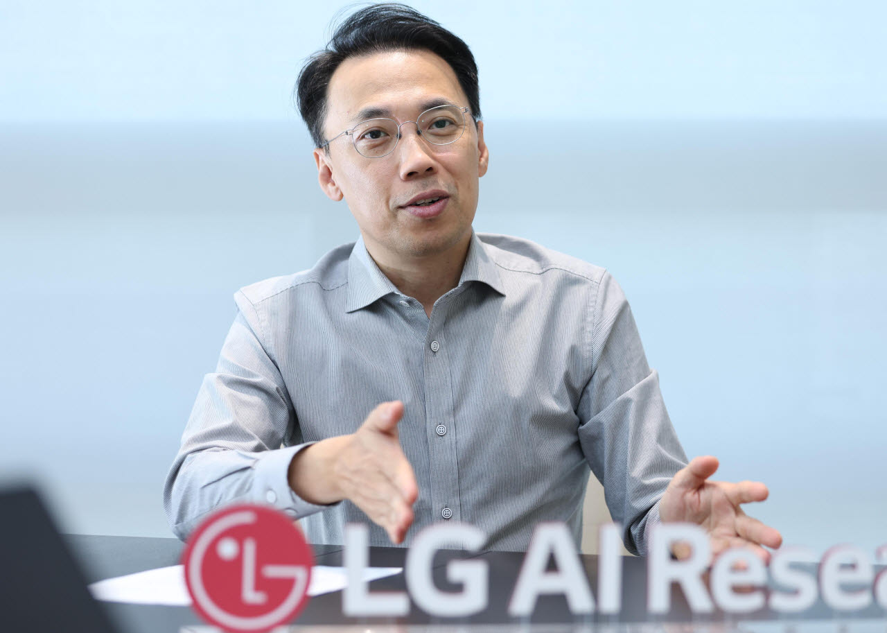 "AI 애널리스트 4명이 매일 8000개 기업 분석…투자 판단은 사람이"