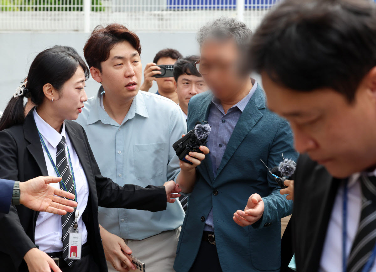 경찰 특수단, '장윤기 수사 지휘' 형사과장 피의자 조사