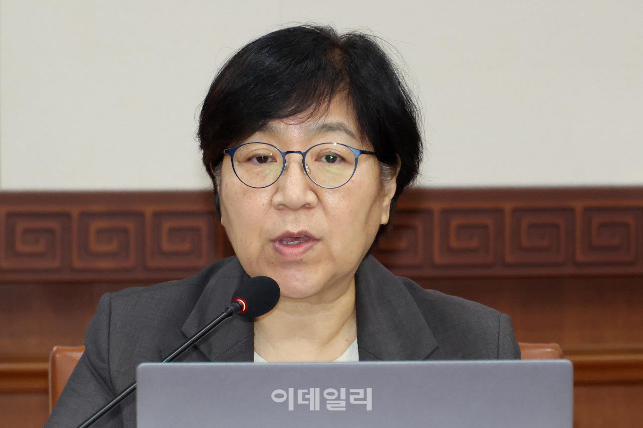 [포토] 국무회의 발언하는 정은경 보건복지부 장관