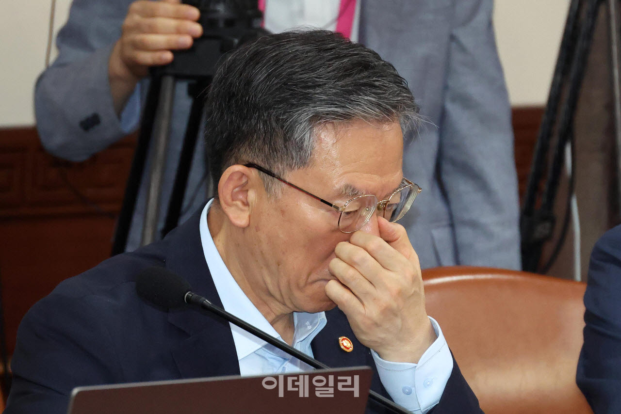[포토] 국무회의 참석한 정성호 장관