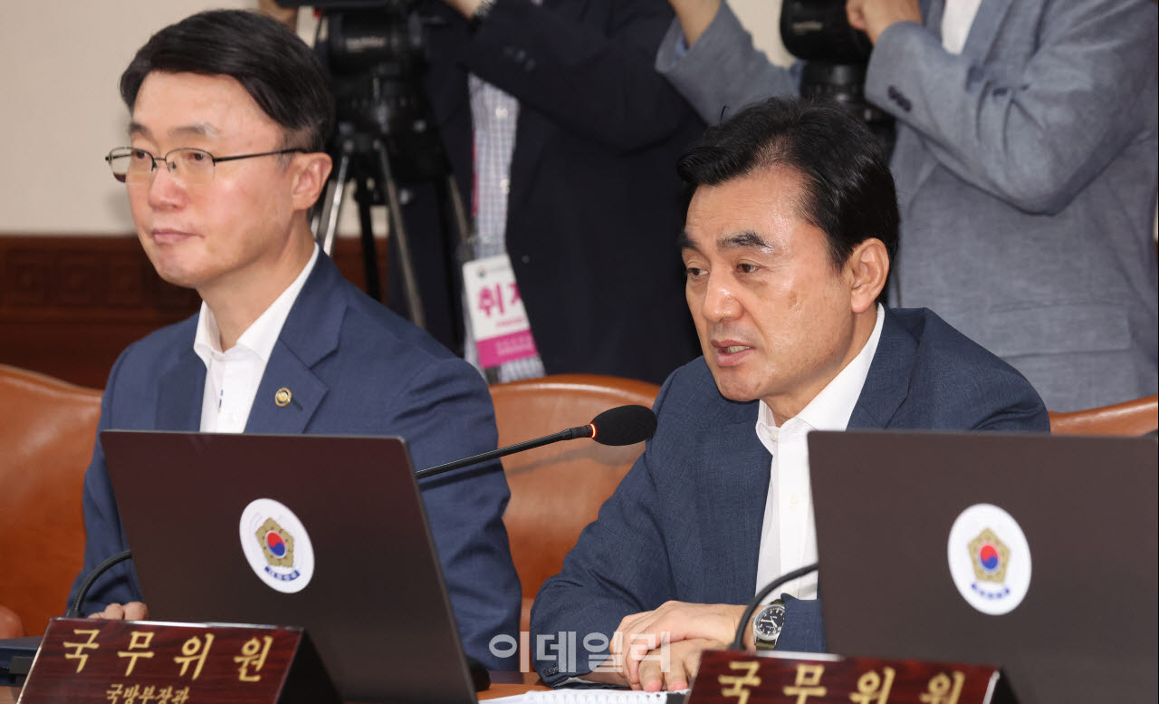 [포토] 발언하는 안규백 국방장관