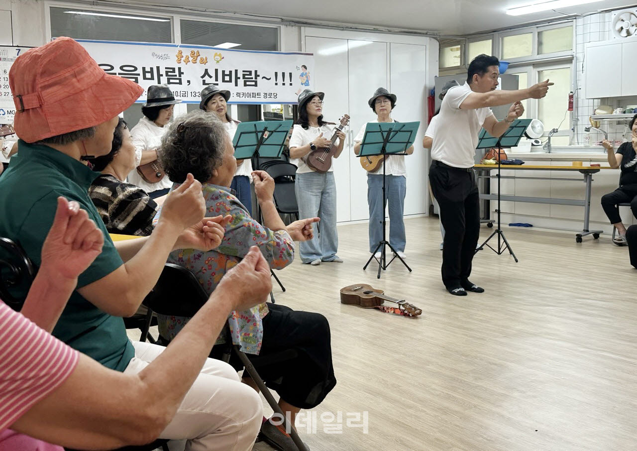 [포토] 금천구, '이웃 안녕 자원봉사' 프로그램