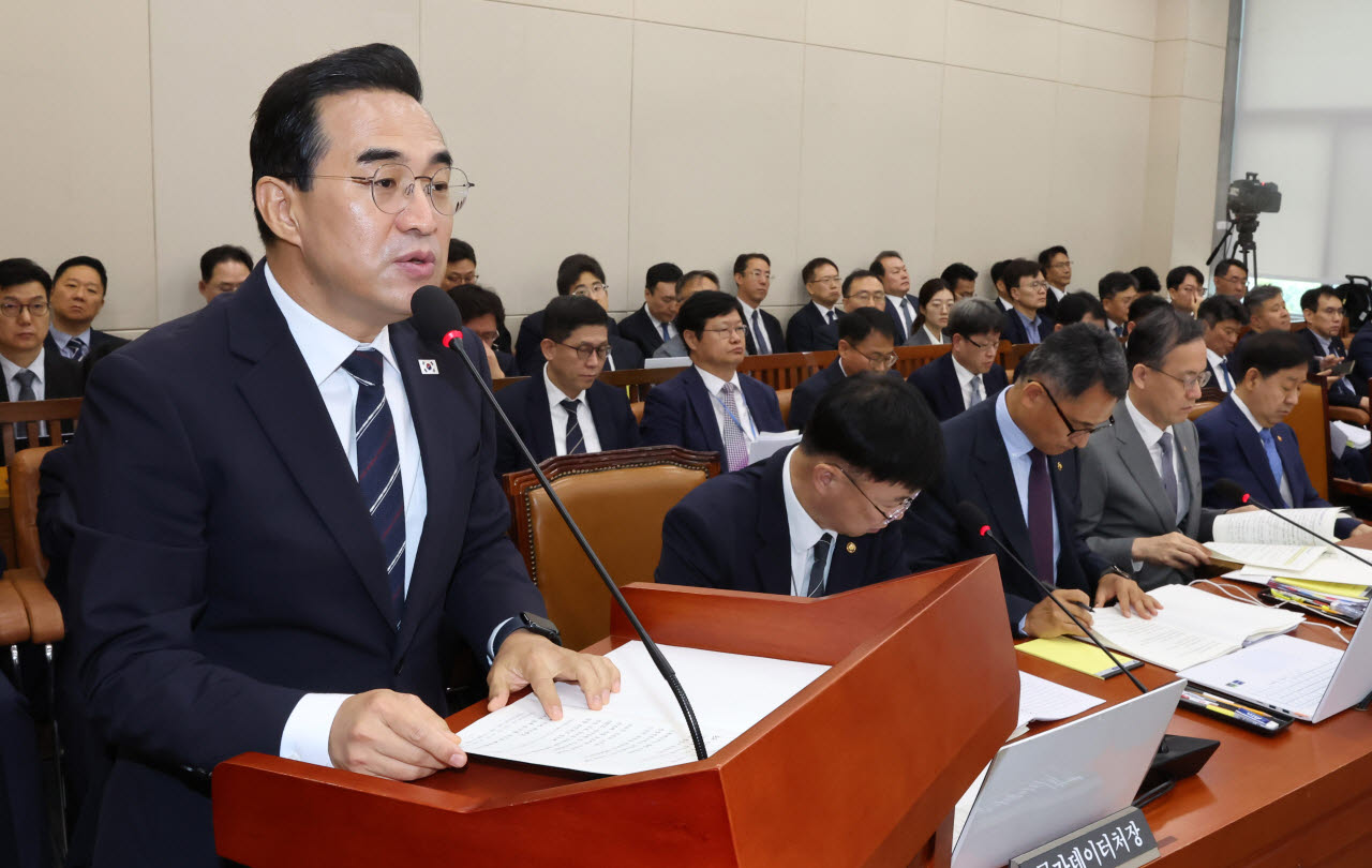 [포토]박홍근 기획예산처 장관, 재정경제기획위원회 제3차 전체회의 업무보고