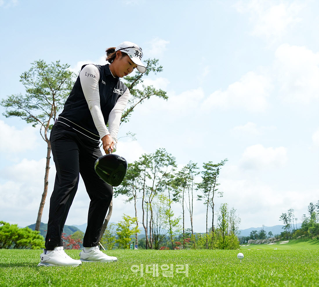 [포토]최민경,백스윙의 시작은 이렇게
