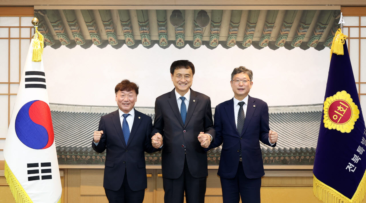 경기도의회, 지방의회법 제정 총대 멨다