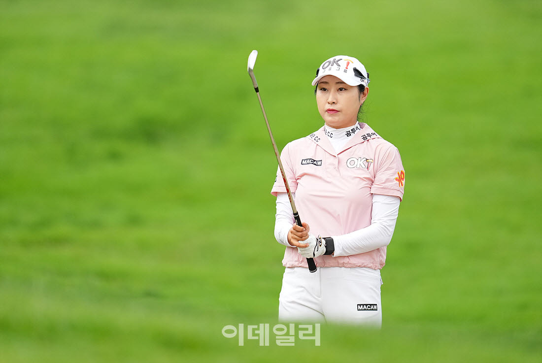 [포토]김우정,벙커에서 집중한다