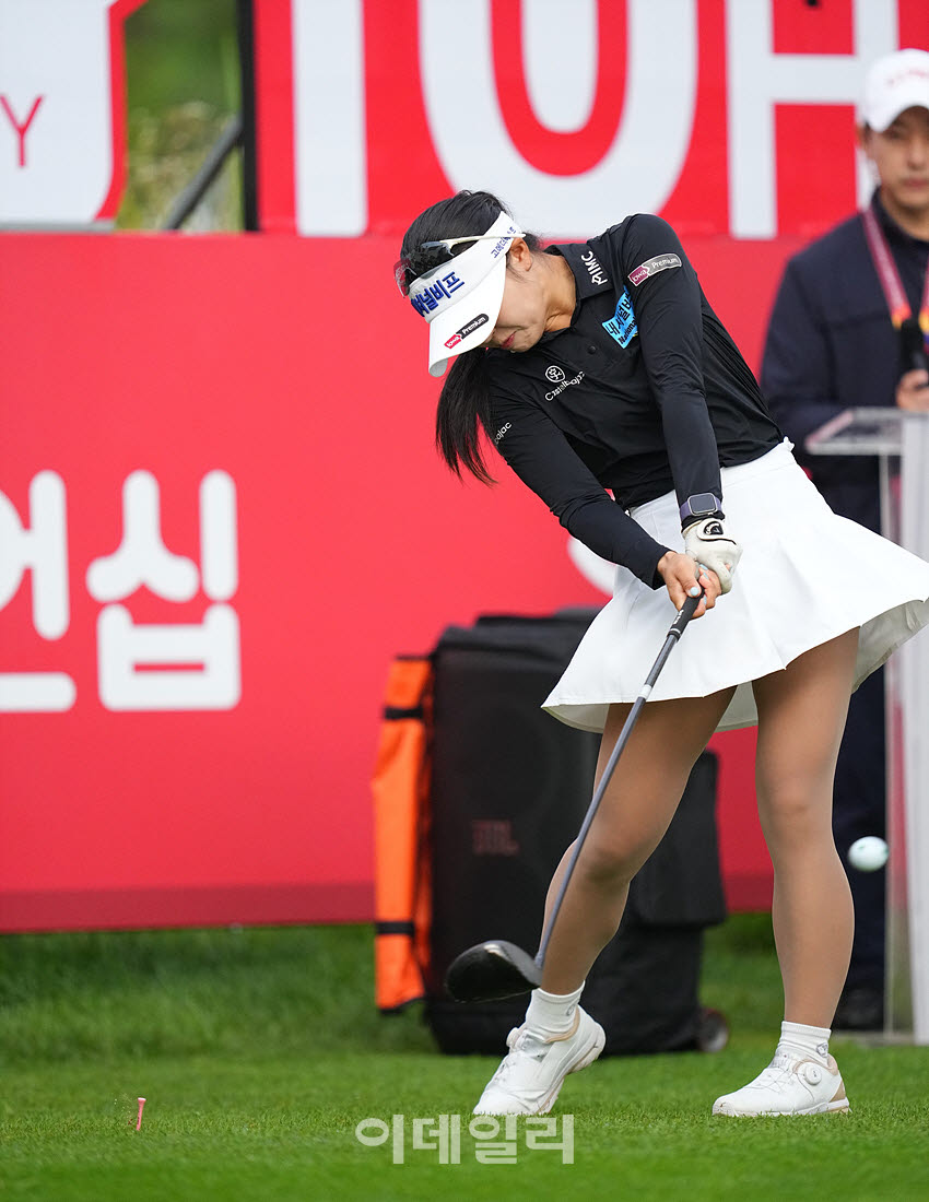 [포토]전효민,실수없는 첫 임팩트