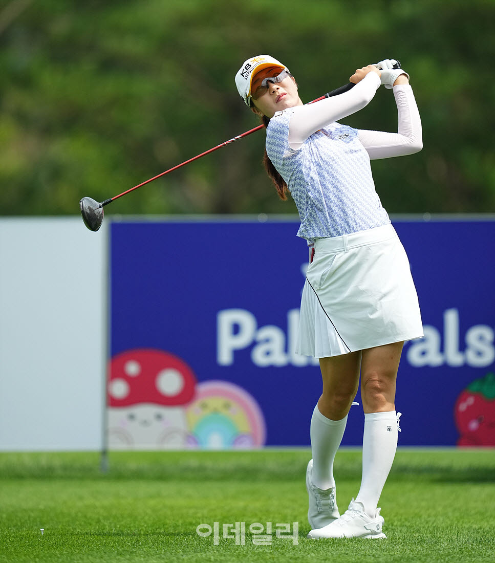 [포토]안송이,노련하게 타수를 줄인다