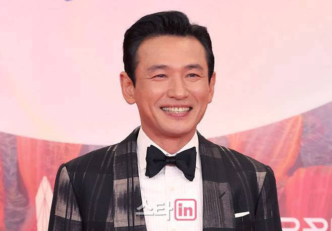황정민 '사생활 의혹' 진실공방…문근영, 깜짝 결혼 발표[희비이슈]