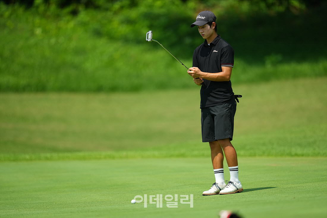 [포토]김태현,버디를 노린다