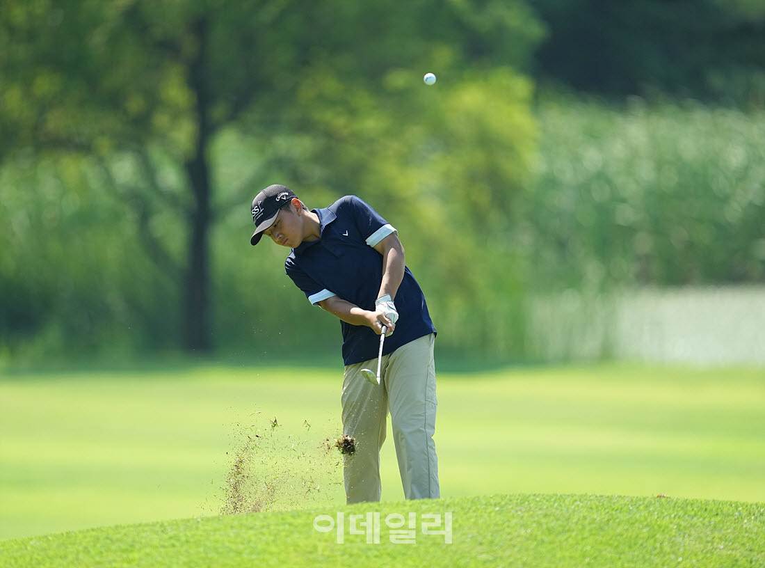 [포토]박지환,파워 아이언 임팩트