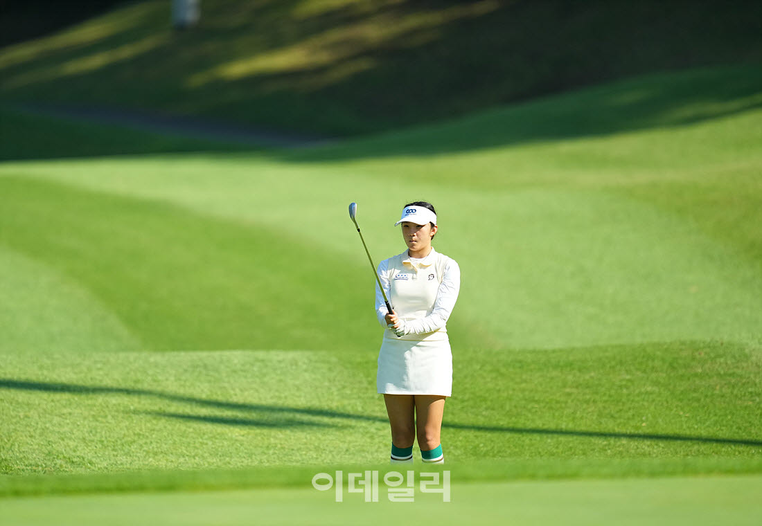 [포토]박하은,신중하게 본다