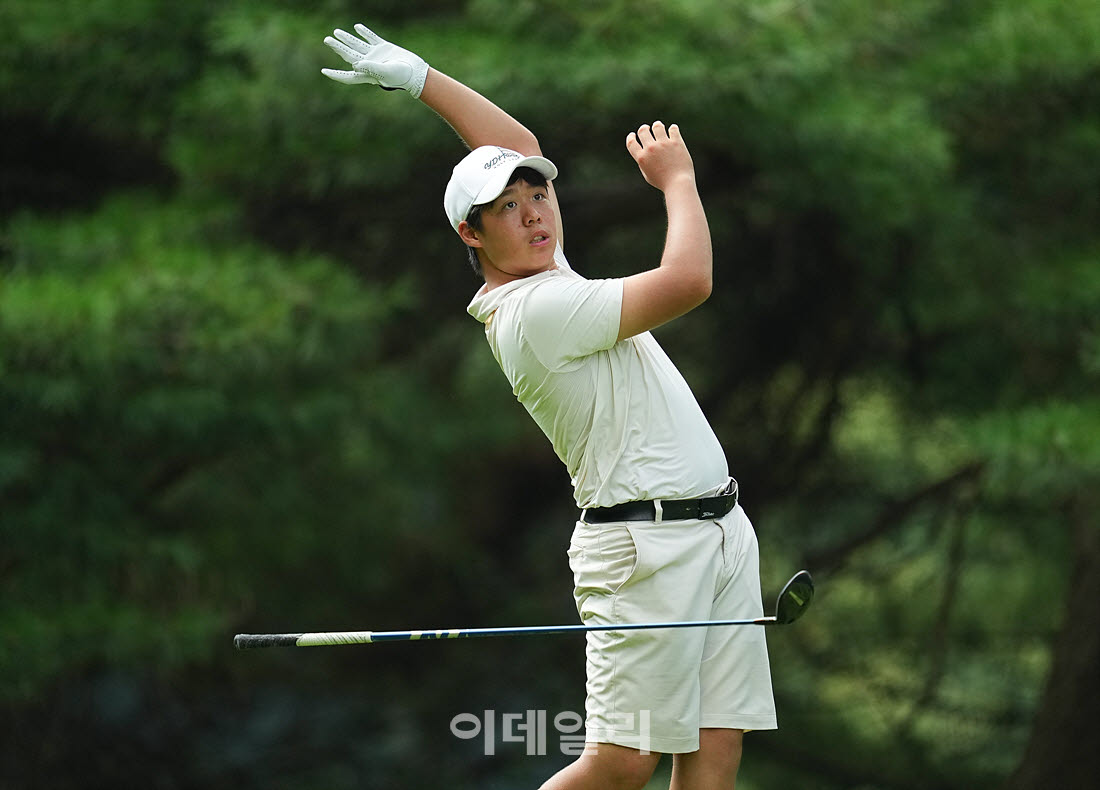 [포토]김건휘,미스샷에 놓아버린 드라이버