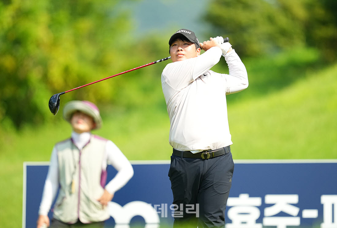 [포토]이준서,힘차게 시작한다