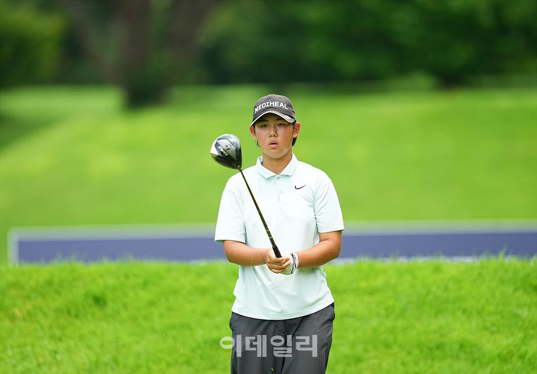 [포토]허윤희,타깃에 집중한다