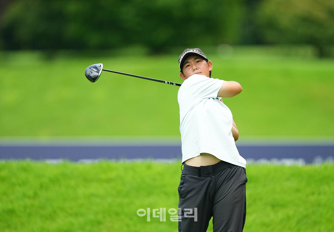 [포토]허윤희,파워넘치는 티샷