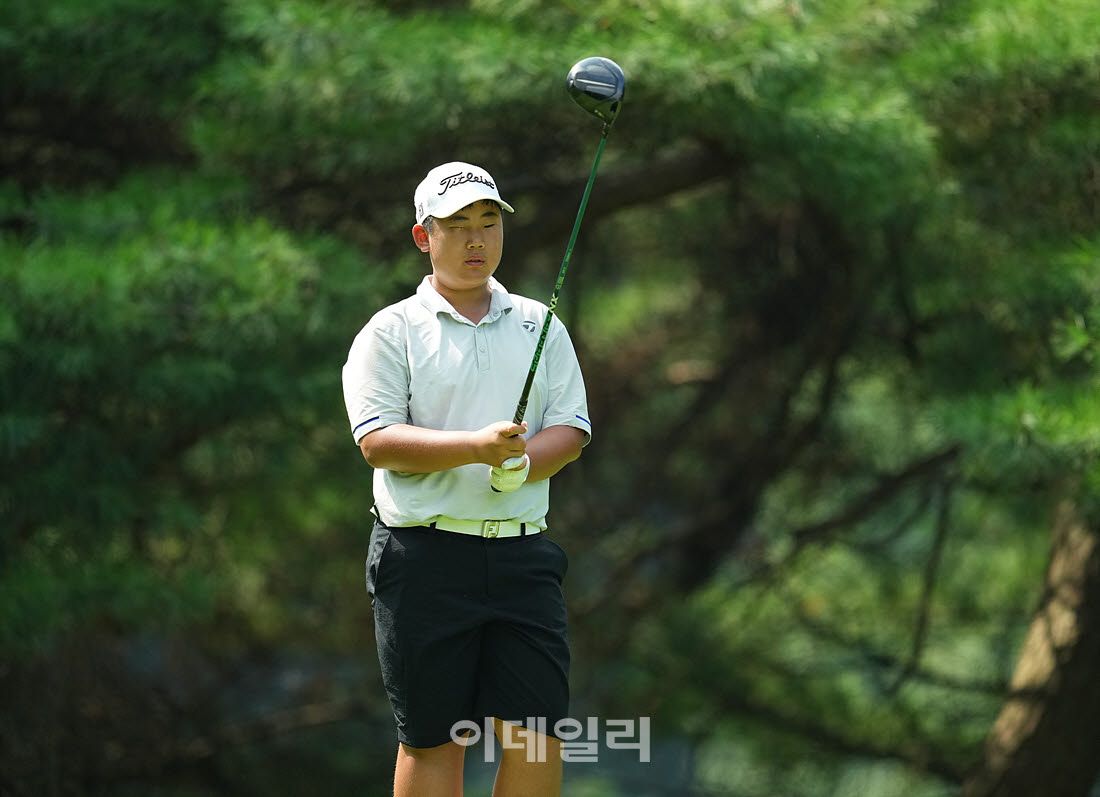 [포토]홍지후,버디로 넘어가자