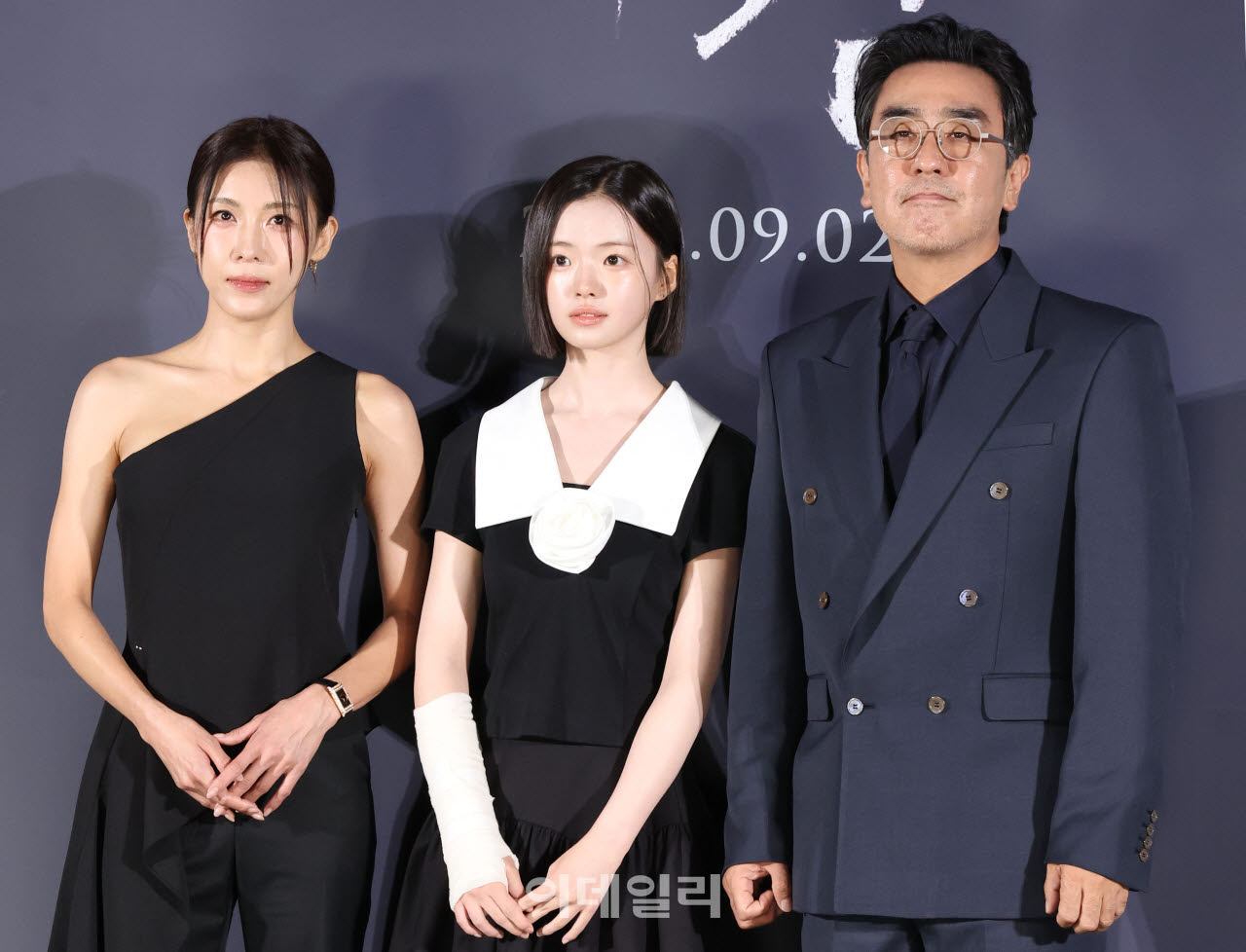 [포토]하지원-김이사-류승룡, 우린 가족입니다~