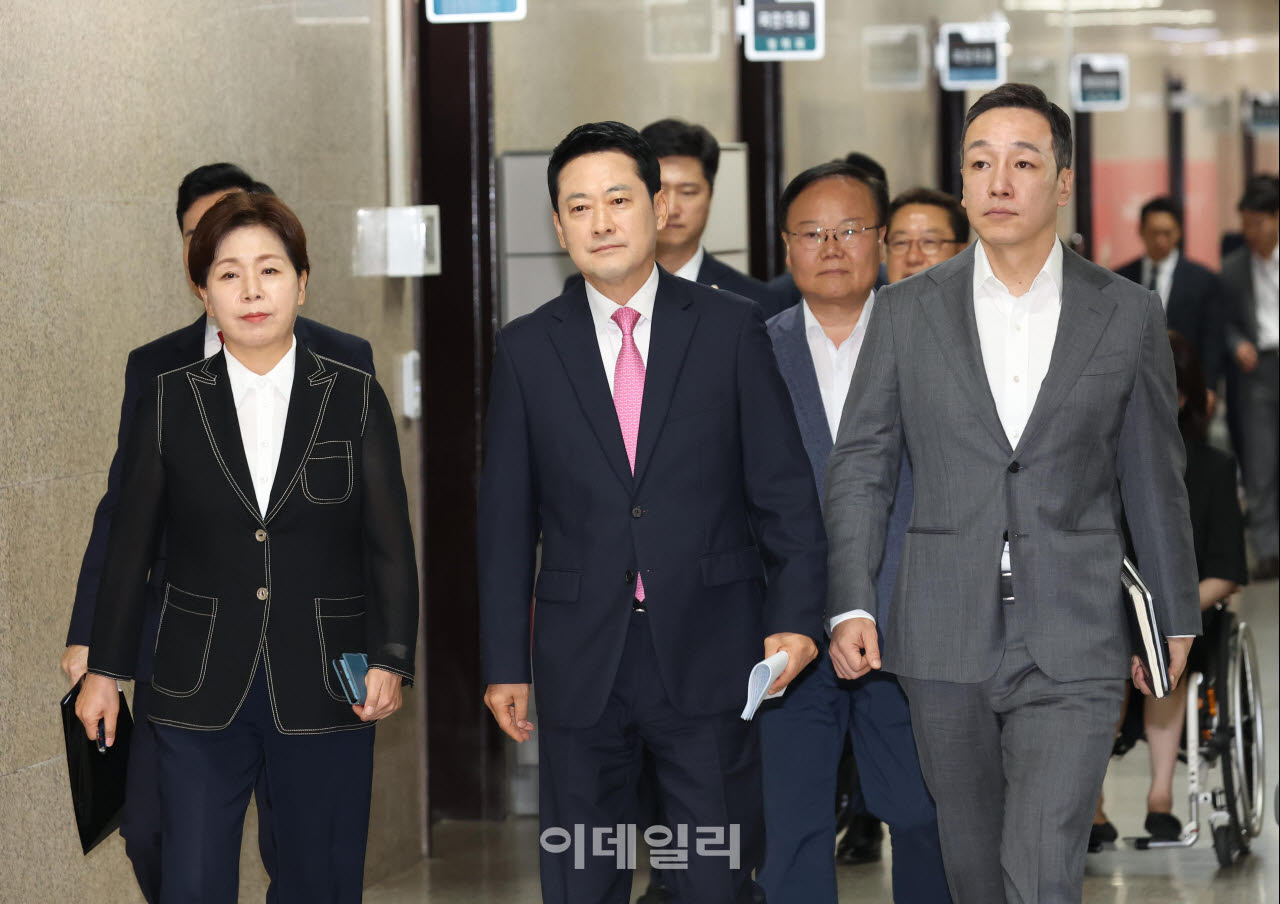 [포토]최고위 참석하는 국민의힘 지도부