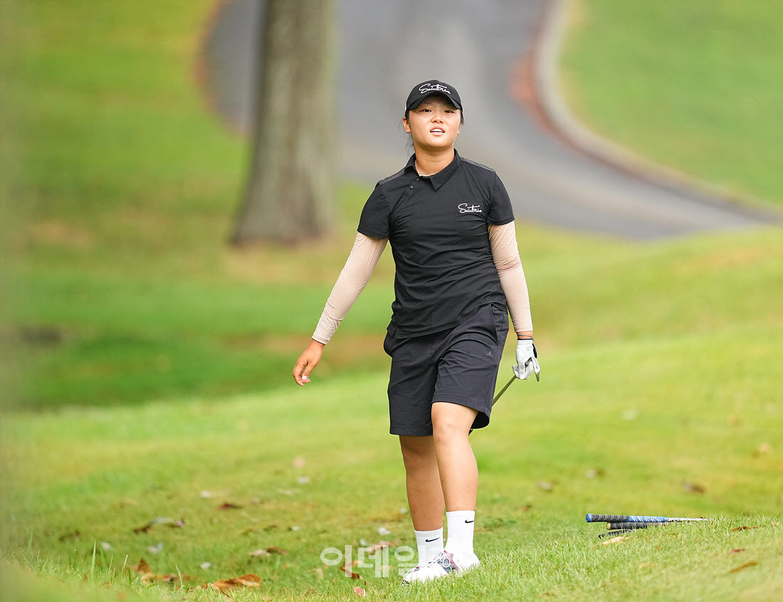 [포토]송가은,타구 방향 확인