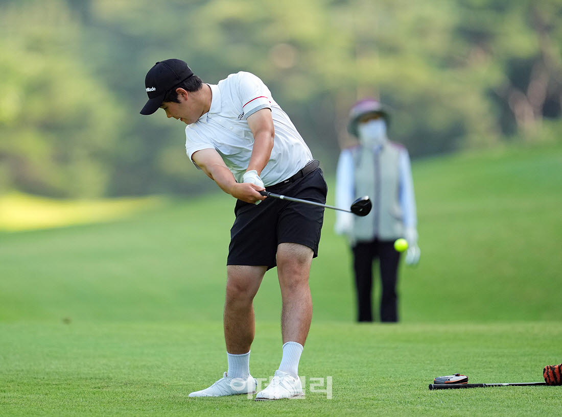 [포토]김시온,바람을 가르는 임팩트