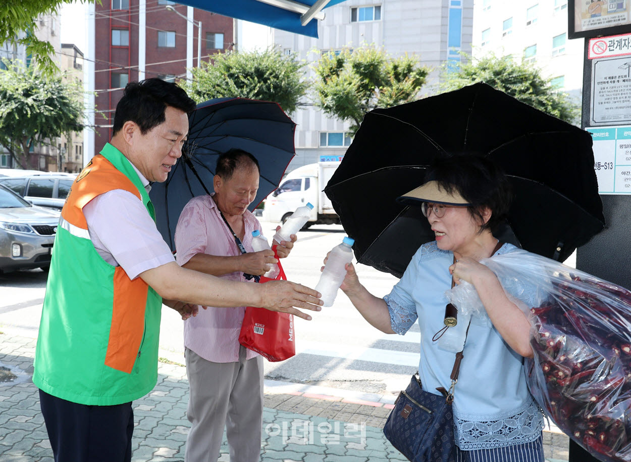 [포토] 관악구, 폭염 취약계층 현장 점검