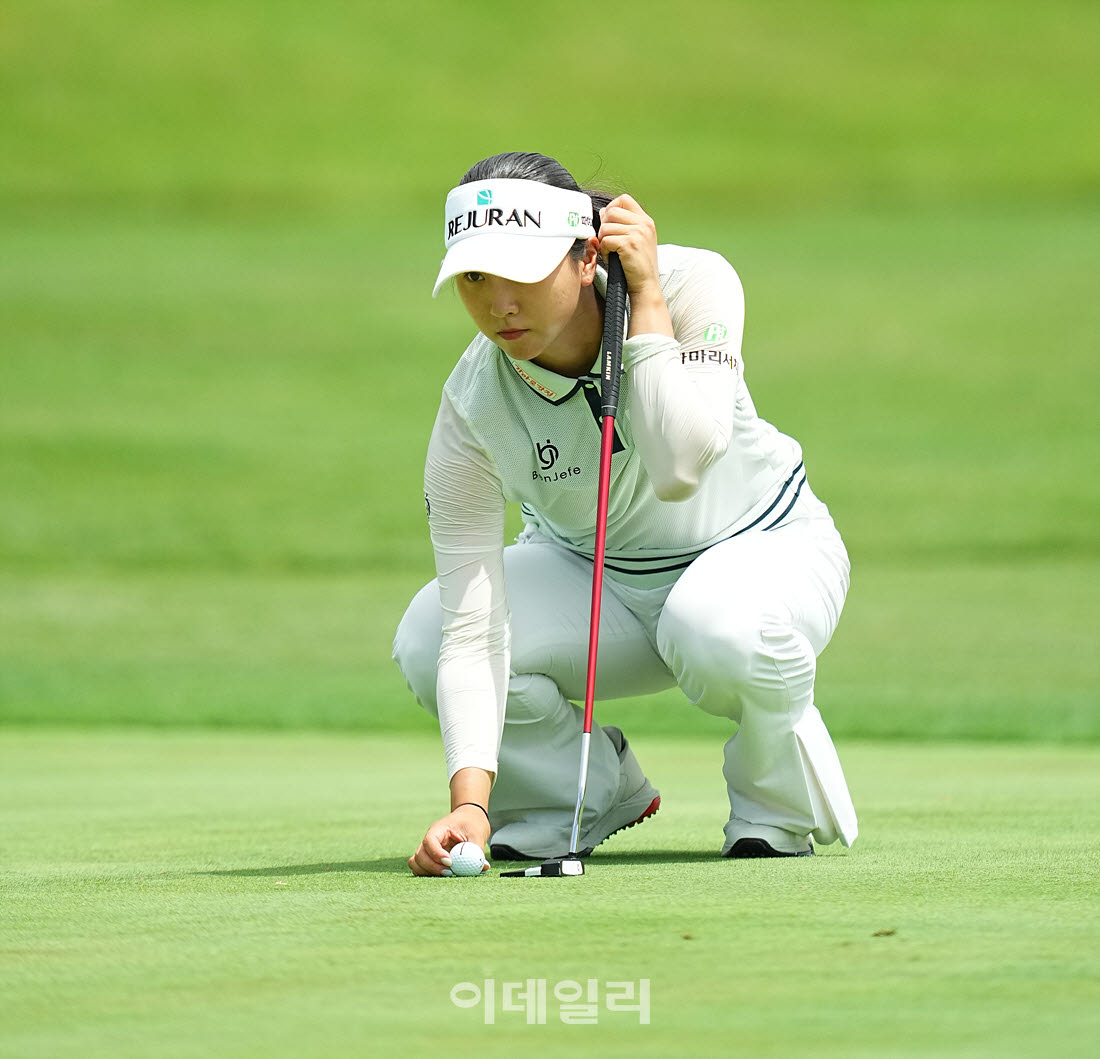 [포토]김하은,첫 버디를 노린다