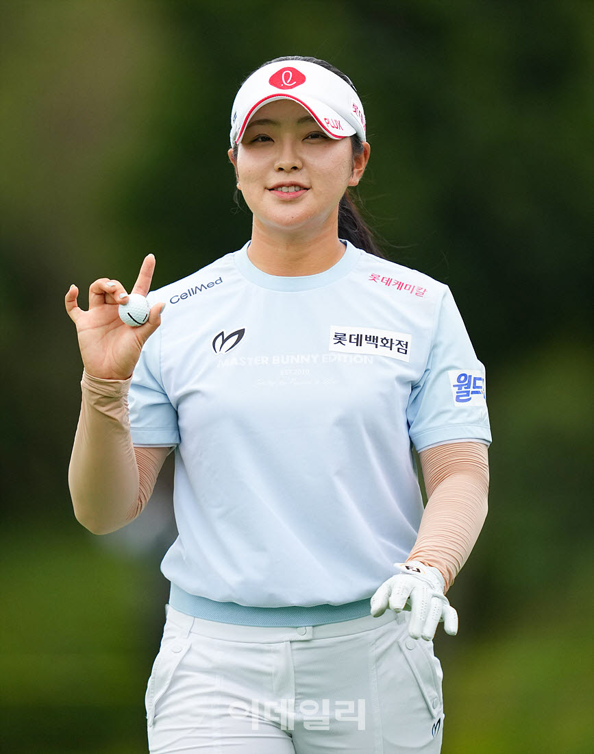 [포토]유현조,차분한 미소 볼인사