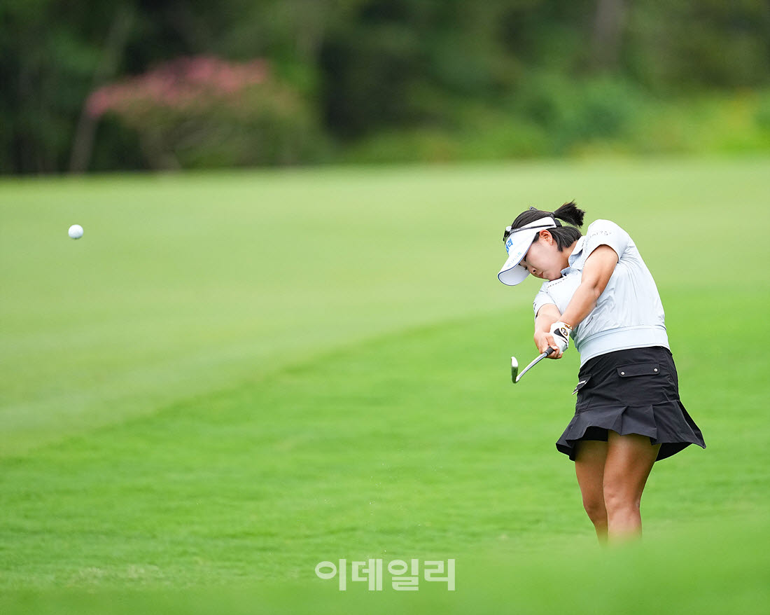 [포토]홍진영,핀을 향하여