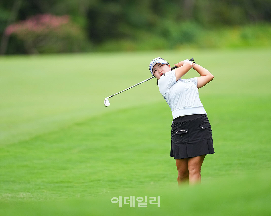 [포토]홍진영,핀 앞에 붙어라