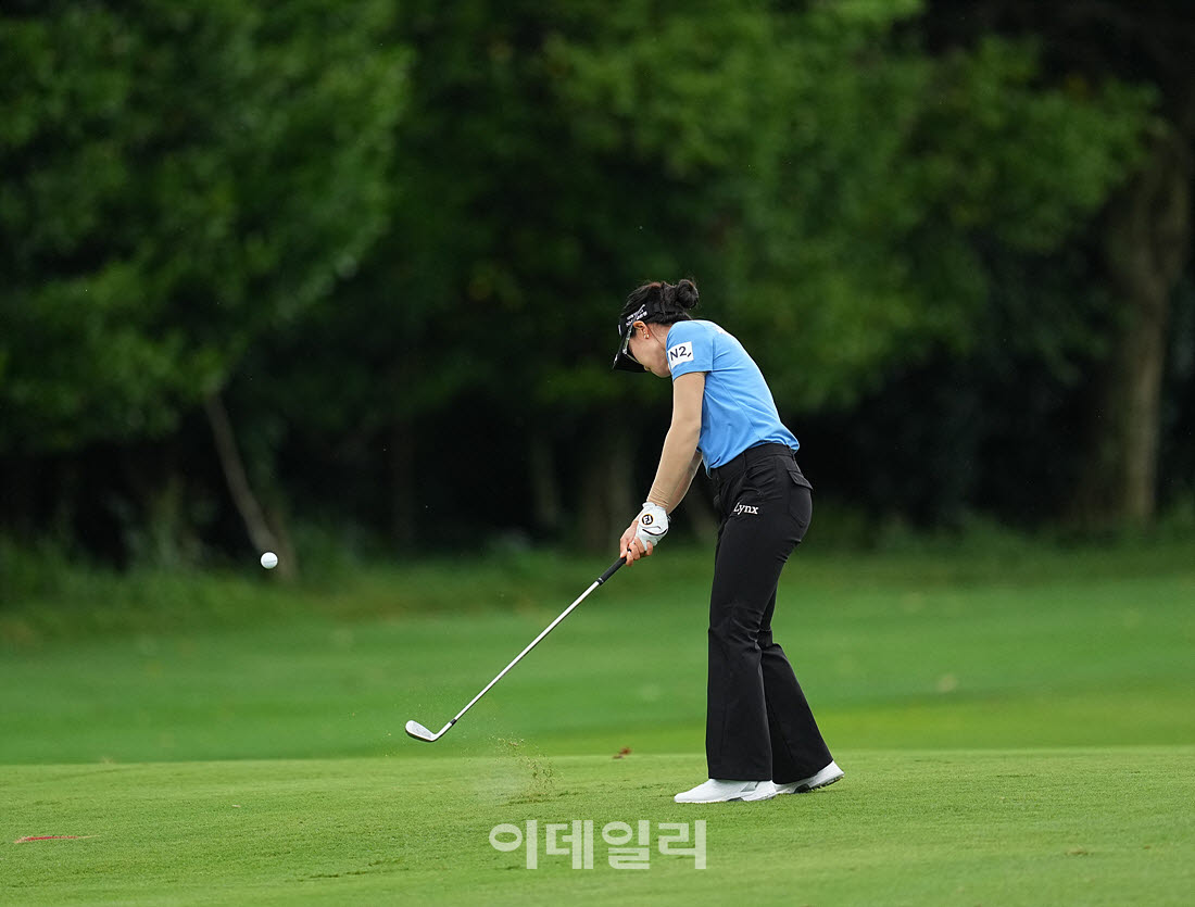 [포토]박민지,노련한 아이언샷