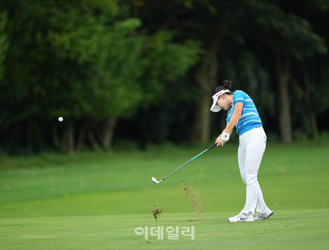 [포토]서어진,버디 노린 임팩트